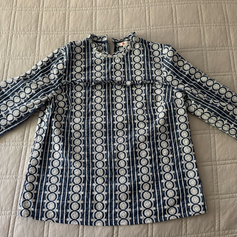 Women's Boden Long Sleeve scalloped blouse Size US 8